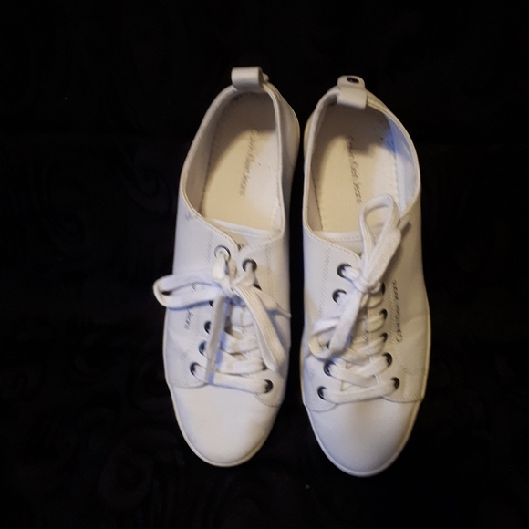 Calvin Klein sneakers, size US 10,white - Picture 2 of 4